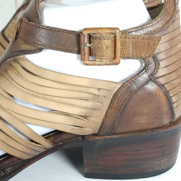 FREEBIRD BY STEVEN Women's Arrow US9 Tan Distressed Leather Strappy Sandals - Picture 14 of 16
